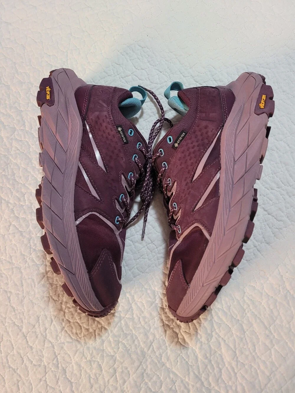 Hoka One One hoka one